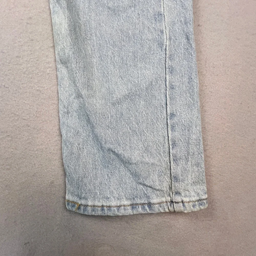 Levi's 505 Regular Fit Jeans Mens 32x30 Light Wash Denim Straight Leg Casual